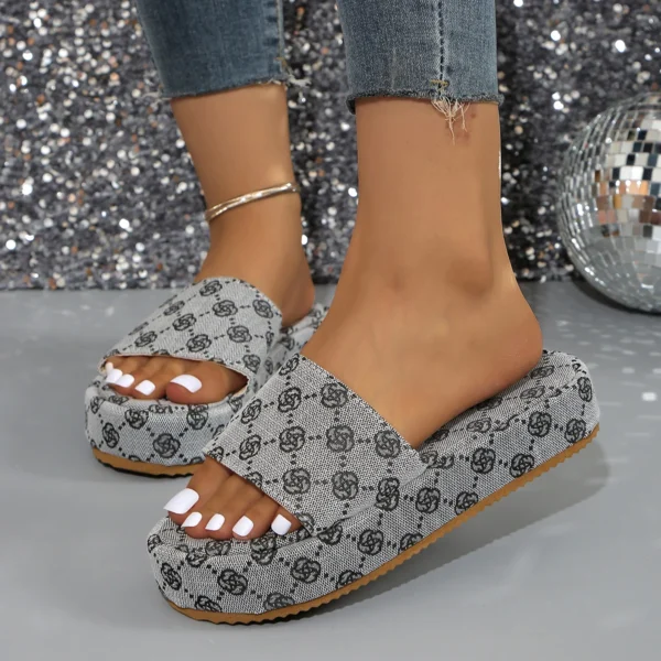 Summer Fashion Women's Slippers Women's Sandals Thick Sole Large Solid Color Slippers Banquet Party Beach Fashion Sandals - Image 8